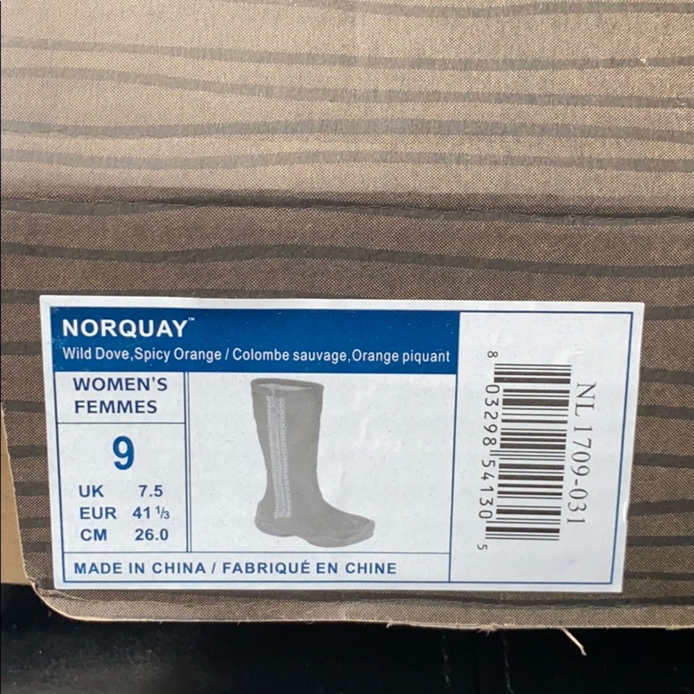 Sorel “Norquary” size 9 Moccasins